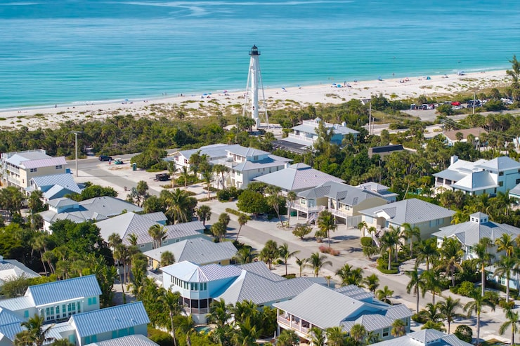 How to Find Property Managers with Online Portals in South Padre